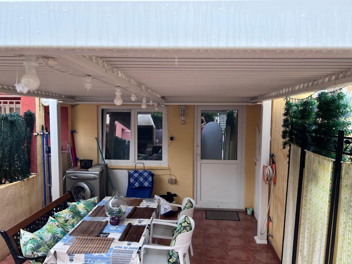 Apartamento Barbacoa, Piscina Y Playa Пуебла де Фарналс Екстериор снимка